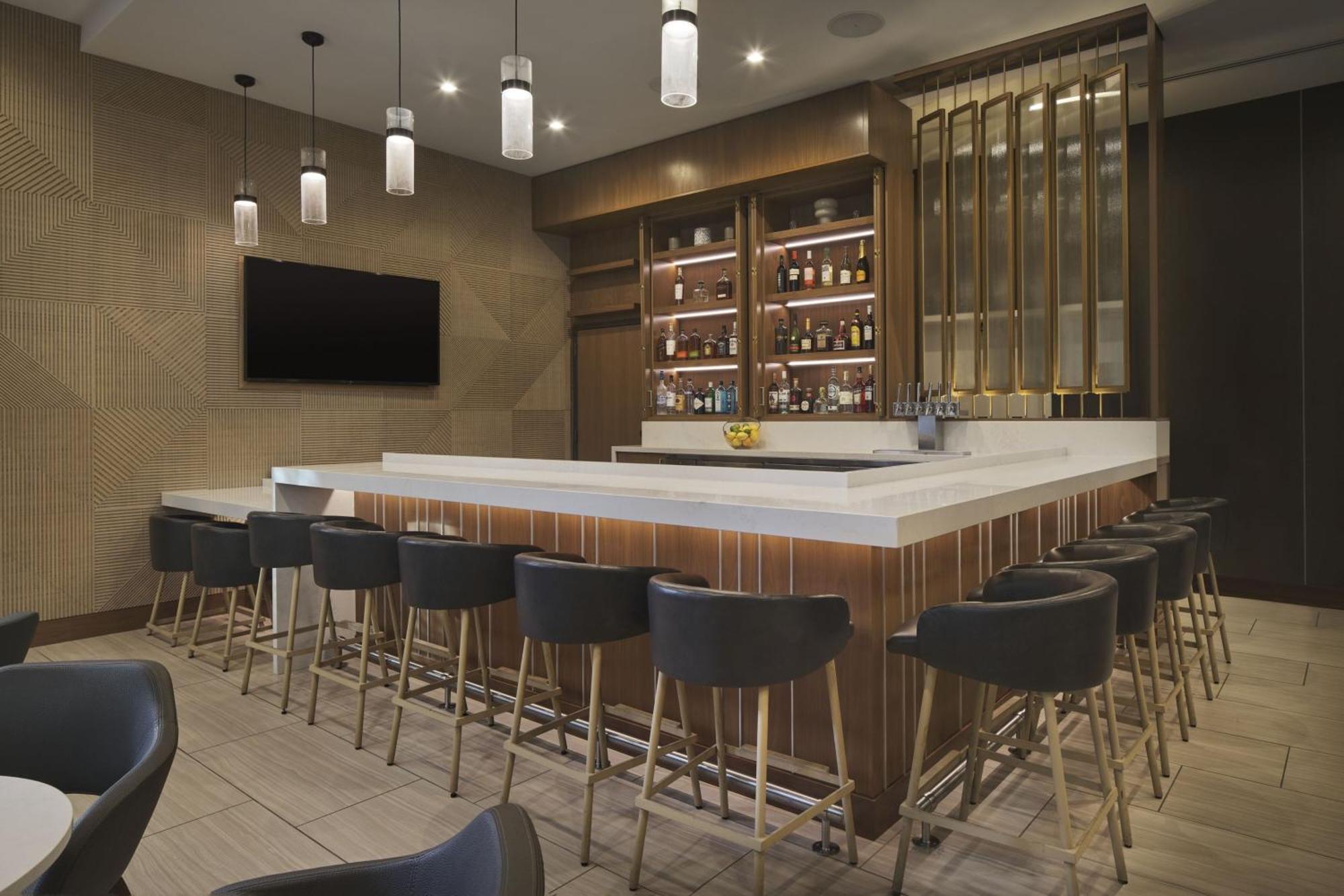 Ac Hotel By Marriott Oakland Downtown Экстерьер фото