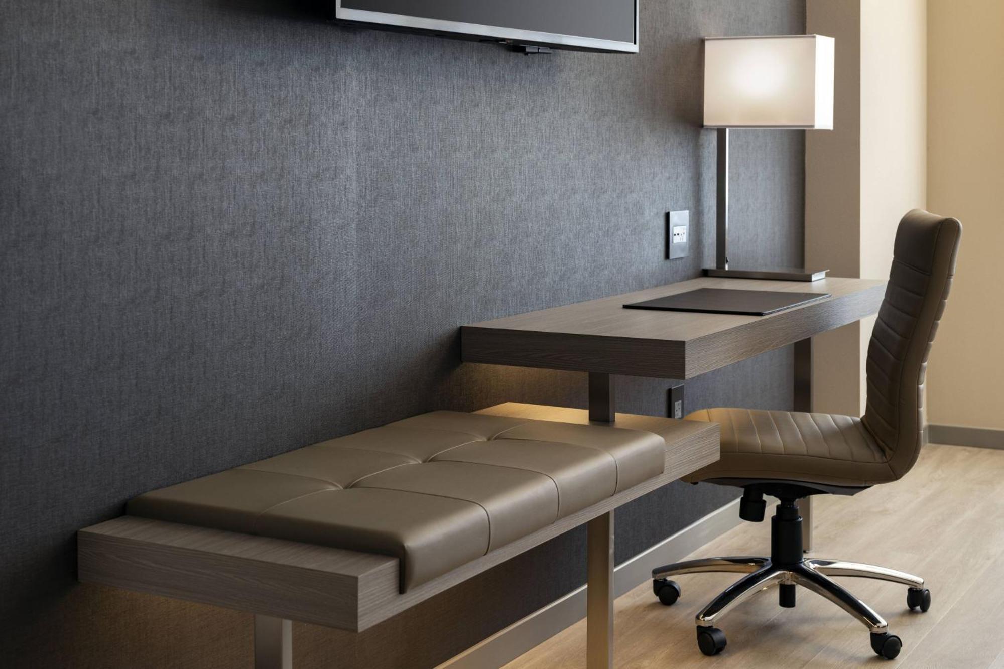 Ac Hotel By Marriott Oakland Downtown Экстерьер фото