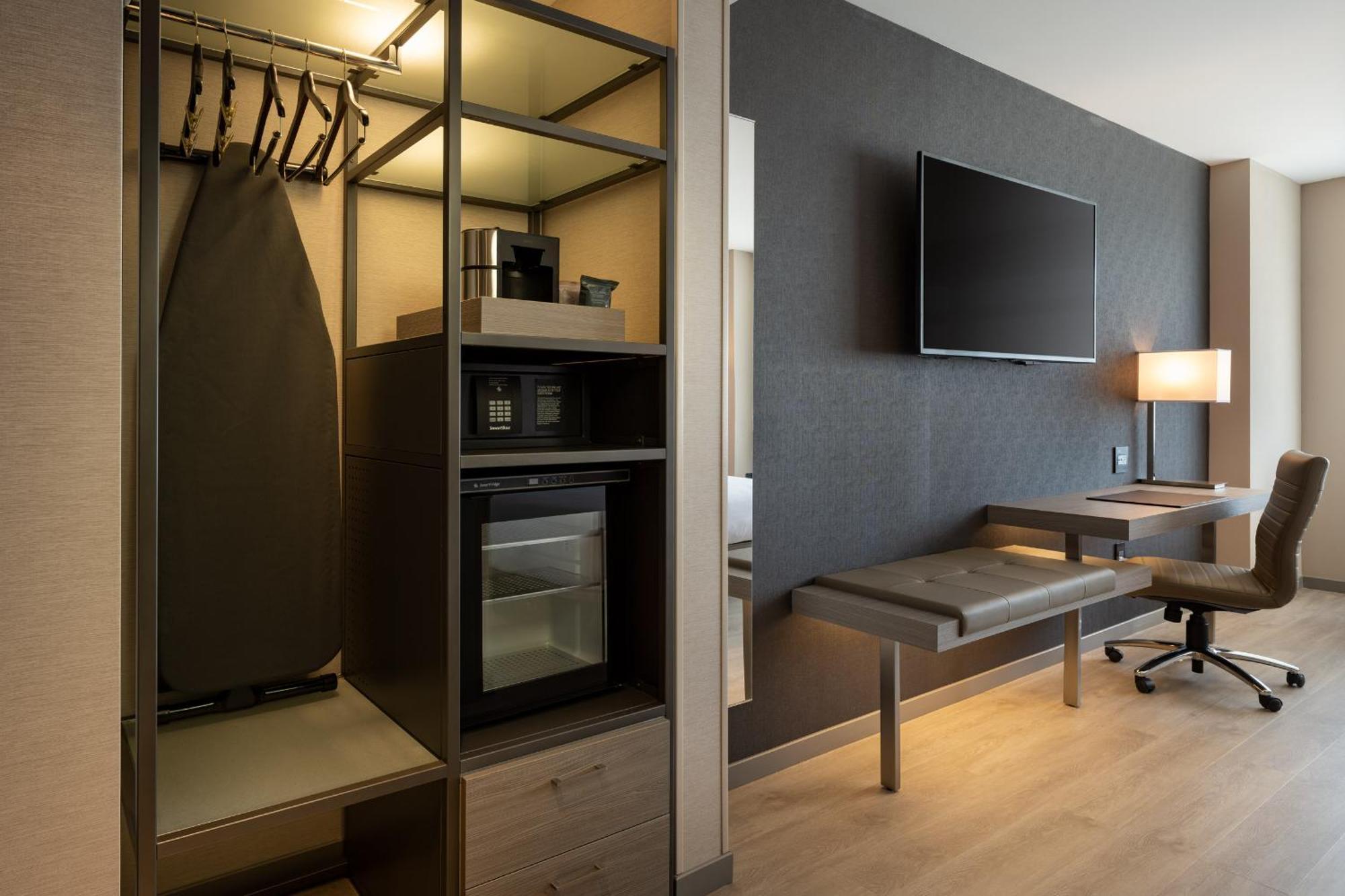 Ac Hotel By Marriott Oakland Downtown Экстерьер фото